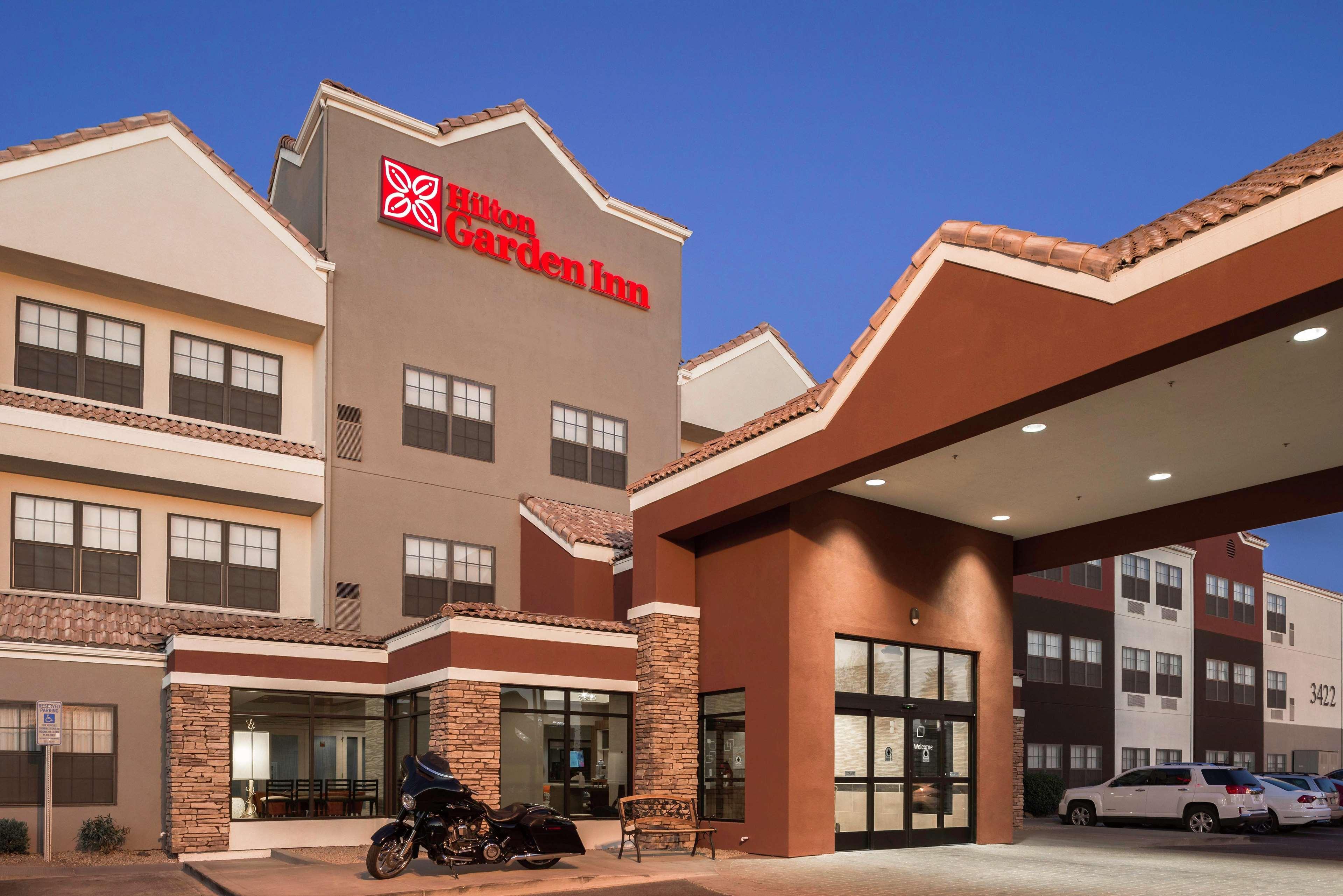 Hilton Garden Inn Phoenix Airport Экстерьер фото