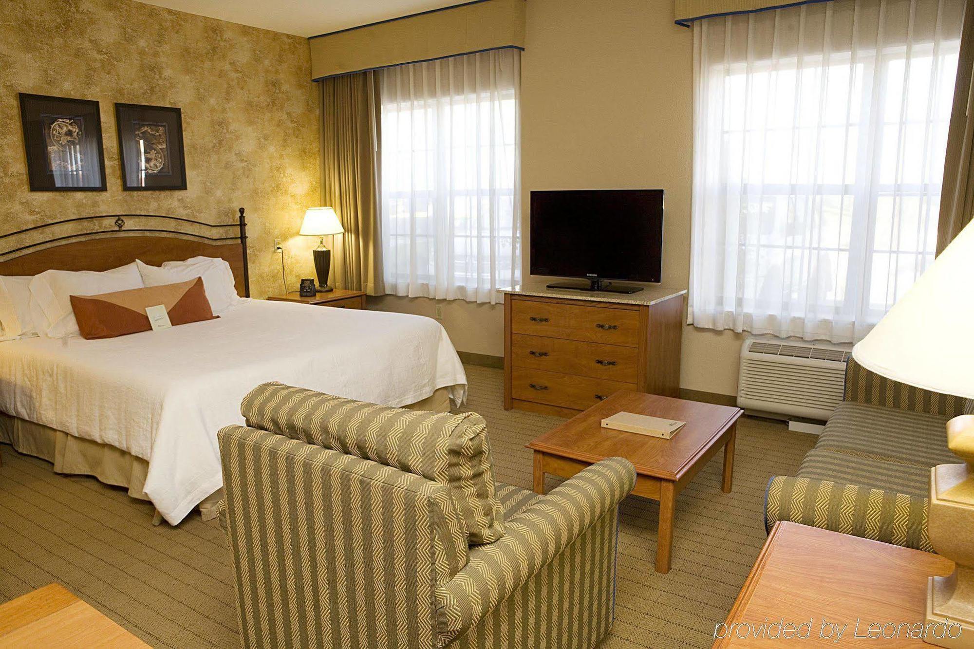 Hilton Garden Inn Phoenix Airport Номер фото